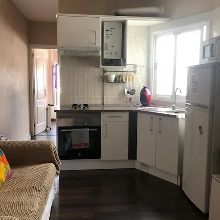 Atico Con Terraza Y Vistas شقة